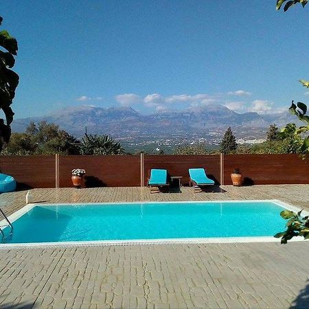 Гостьовий будинок House Veggera - Private Swimming Pool Pombia Екстер'єр фото