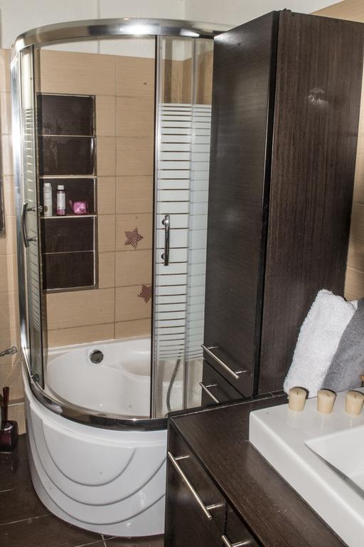Гостьовий будинок House Veggera - Private Swimming Pool Pombia Екстер'єр фото