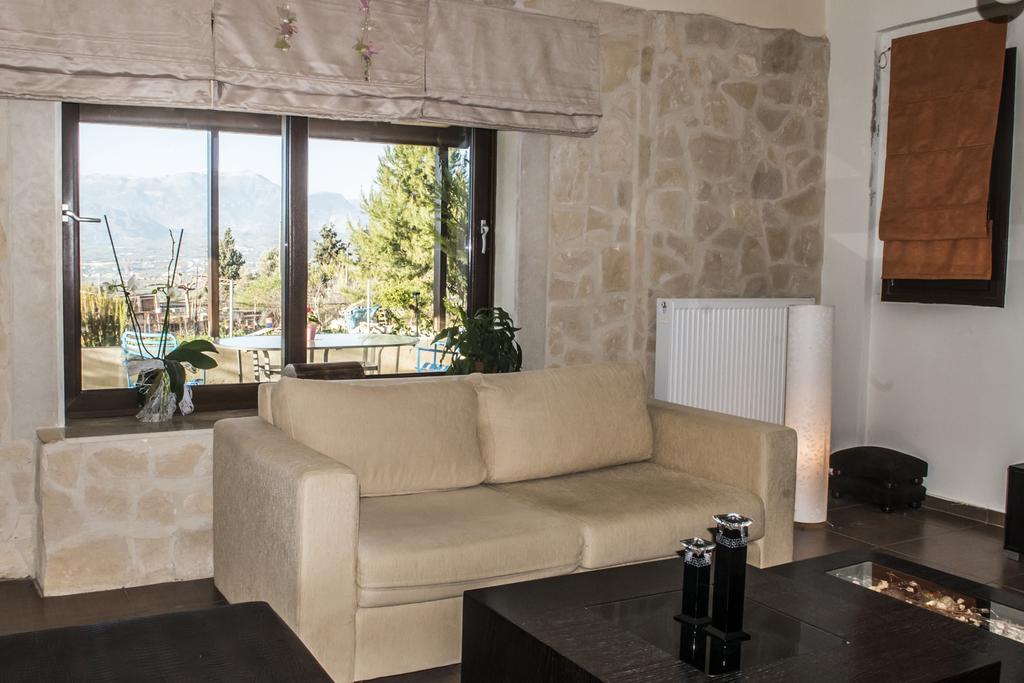 Гостьовий будинок House Veggera - Private Swimming Pool Pombia Екстер'єр фото